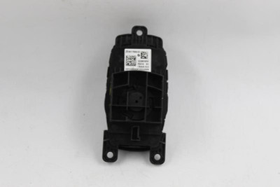 Audio Equipment Radio 2017 BMW 320I OEM #12737 ZE9317699502 high resolution2
