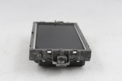 Info-GPS-TV Screen 172 Type SLK300 ID 1729003904 Fits 12-16 MERCEDES SLK 13638 A2049007408