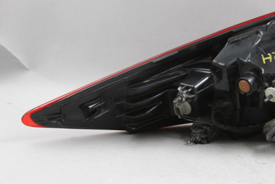 Right Passenger Tail Light Quarter Mounted Fits 19-20 HYUNDAI ELANTRA OEM #37725 92402F3500 high resolution2