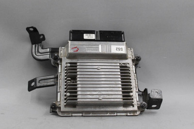 Engine ECM Electronic Control Module US Market 1.8L Fits 14-16 ELANTRA 37347 39100-2EMB4, 39101-2EMB4 high resolution2