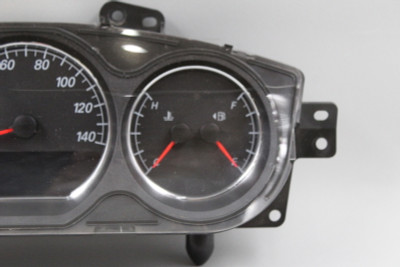 06 (2006) BUICK LUCERNE INSTRUMENT CLUSTER GAUGE SPEEDOMETER OEM 15853814 high resolution2
