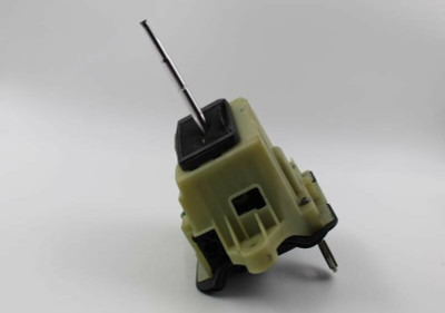 2008 MERCEDES C300 CENTER CONSOLE AUTOMATIC GEAR SHIFTER OEM #2313 A202673724001 high resolution2