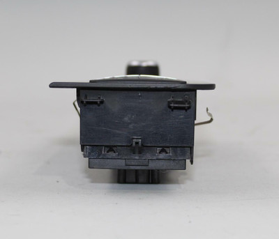 17 18 19 ALFA ROMEO GIULIA LEFT DRIVER SIDE MASTER WINDOW SWITCH OEM 01561181990 high resolution2 17 18 19 ALFA ROMEO GIULIA LEFT DRIVER SIDE MASTER WINDOW SWITCH OEM 01561181990 high resolution2