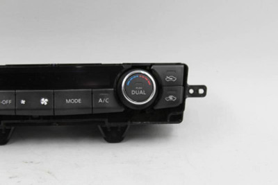Temperature Control Automatic AC Fits 16-19 MAXIMA 293 275004RA0A high resolution2