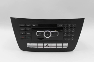 Audio Equipment Am Fm Radio Receiver 2013 MERCEDES C63 C-CLASS OEM #1670 A2049008911 high resolution2