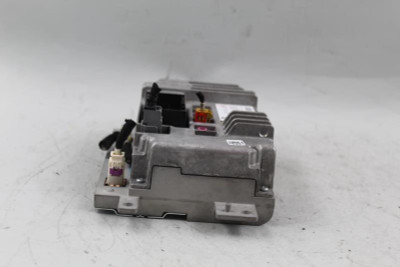 2017-2019 PACIFICA VP3 8.4" GPS NAVIGATION UCONNECT MODULE OEM #565 565 68232028ak high resolution2