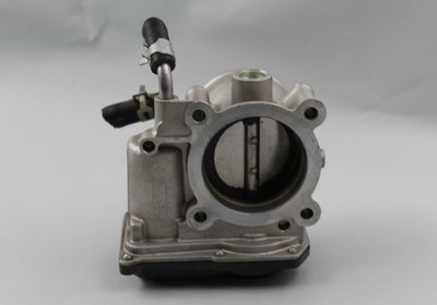 16 17 18 KIA OPTIMA 2.4L VIN 3 8TH DIGIT THROTTLE BODY VALVE ASSEMBLY OEM 35100-2E610 high resolution2