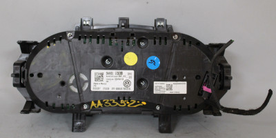 17 18 VOLKSWAGEN TIGUAN 14K INSTRUMENT CLUSTER GAUGE SPEEDOMETER OEM 5NA920850B high resolution2 17 18 VOLKSWAGEN TIGUAN 14K INSTRUMENT CLUSTER GAUGE SPEEDOMETER OEM 5NA920850B high resolution2