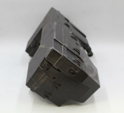 09 10 11 JAGUAR XF ENGINE FUSE BOX OEM