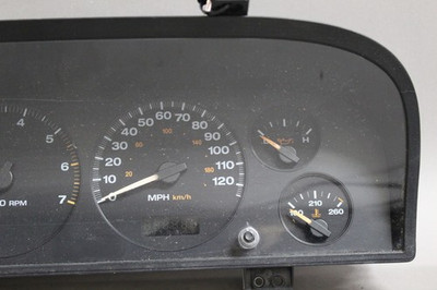 2002 2003 2004 JEEP GRAND CHEROKEE INSTRUMENT CLUSTER SPEEDOMETER MPH OEM