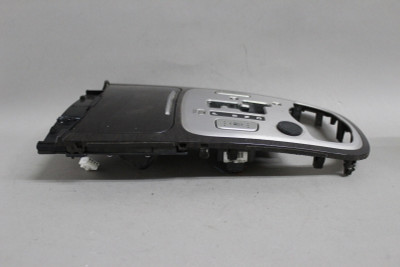 2009-2014 HYUNDAI GENESIS SEDAN SHIFTER CONSOLE BEZEL WITH HEATED SEATS OEM high resolution2