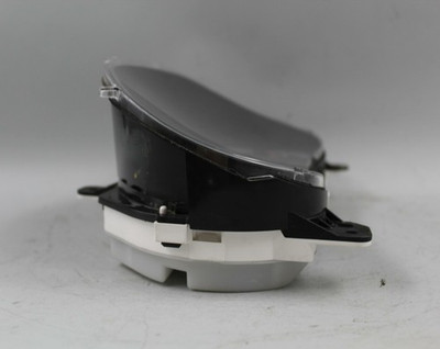 2016-2017 CHEVROLET MALIBU INSTRUMENT CLUSTER GAUGE SPEEDOMETER 84057458 OEM - A-12054