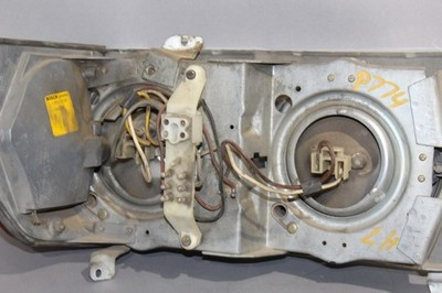 Left Driver Headlight 107 Type Fits 1972-1980 MERCEDES 380SE OEM #40348 1305233055