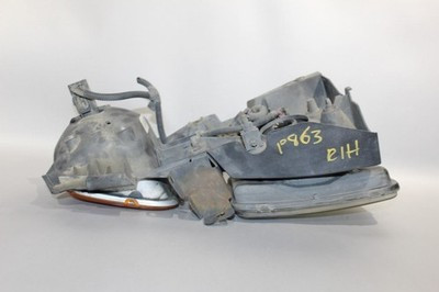 Right Passenger Headlight Fits 2006-2010 AMERICAN MOTORS HUMMER H3 OEM #40339