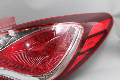 Passenger Right Tail Light Coupe Fits 13-16 GENESIS 42253 924022M550