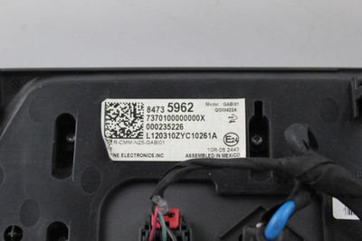 Audio Equipment Radio Display And Control Panel 20-22 CHEVROLET BLAZER OEM 42427 84735962