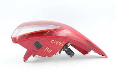 Right Passenger Tail Light Incandescent Fits 2016-2018 HYUNDAI TUCSON OEM #36206 high resolution2