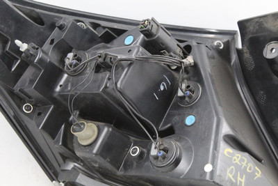 Right Passenger Tail Light Quarter Mounted Fits 16-19 CHEVROLET VOLT OEM #43414