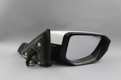 Right Passenger Side White Door Mirror Power Fits 2017-18 HONDA CIVIC OEM #44323 76208TGG305, 76201TBAA11ZF, 76200-TGG-A120-M1