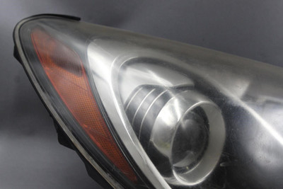 Right Passenger Headlight Halogen Base Fits 2013-2016 HYUNDAI GENESIS OEM #44329 921022M530, 921022M530, 92102-2M550, 92102-2M520