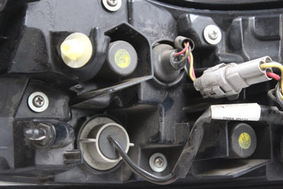 Left Driver Tail Light Quarter Panel Mounted Fits 21-25 NISSAN ROGUE OEM #44357 265556RR0C, 265556RR0A, 265556RR0B, 265556RR0C