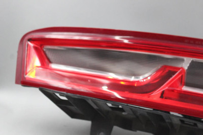 Right Passenger Tail Light Quarter Mounted Fits 16-18 CHEVROLET CAMARO OEM 44580 84136771