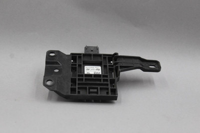 Driver Camera/Projector Radar Unit Rear Bumper Mounted 23-25 KIA NIRO OEM #45097 99140AT200, 99140AT200, 99140AT100, 99140AT000