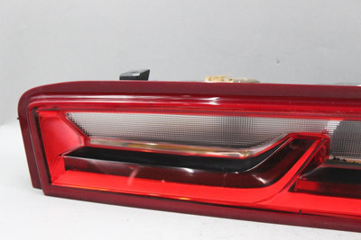 Passenger Tail Light Quarter Mounted LT Base 2016-2018 CHEVROLET CAMARO #45551 84136779