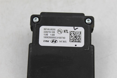 Camera/Projector Camera Windshield Mounted Fits 2018-2021 HYUNDAI KONA OEM 33454 95740J9200 high resolution2