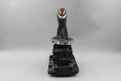2010-16 CADILLAC SRX AUTOMATIC TRANSMISSION SHIFTER GEAR SELECTOR 20951250 45727 20951250