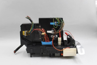 2012-2014 Mercedes W204 C250 C300 C350 Rear SAM Module Relay Fuse Box OEM #32499 2049060305, 2049019702 high resolution2 2012-2014 Mercedes W204 C250 C300 C350 Rear SAM Module Relay Fuse Box OEM #32499 2049060305, 2049019702 high resolution2