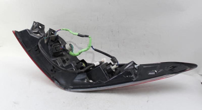 Left Driver Tail Light Quarter Mounted Clear Lens 2018-19 TOYOTA CAMRY OEM 32674 8156006720N high resolution2