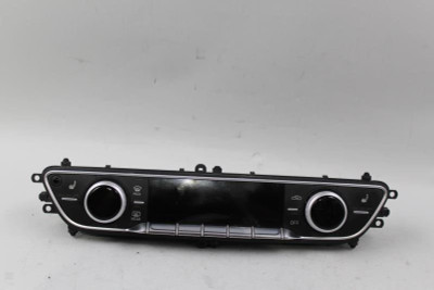 Temperature Control AC Plus Front Opt 9AQ Fits 2017-2019 AUDI A4 OEM #30776 8W0820043T high resolution2