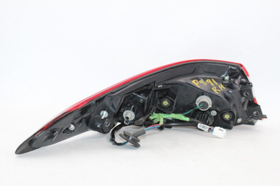 Right Passenger Tail Light Quarter Mounted Fits 2018-2024 TOYOTA CAMRY OEM 45923 8155006A20, 8155133670, 8155006720, 8155133670