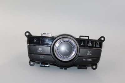 Audio Equipment Radio Audio Controls Fits 2014-2017 HONDA ODYSSEY OEM #30585 39050TK8A010 high resolution2