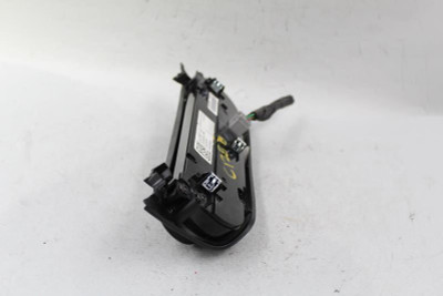 Temperature Control Automatic Fits 2014-2020 CHEVROLET IMPALA OEM #32711 84429867 high resolution2