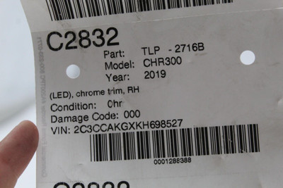 Right Passenger Tail Light Chrome Trim Fits 2015-2023 CHRYSLER 300 OEM #46579 68400290AA, 68400290AA