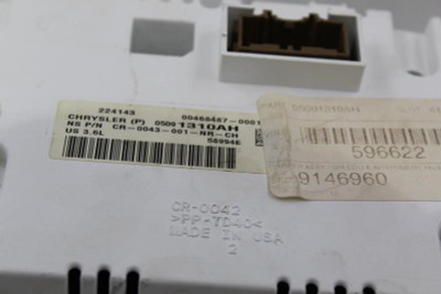 Speedometer Cluster MPH Fits 2014 DODGE DURANGO OEM #30447 05091310AH high resolution2