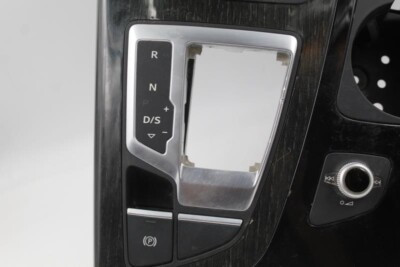 Audio Equipment Radio Control Console Mounted Fits 2017-2019 AUDI Q7 OEM #30258 4M1864241AF