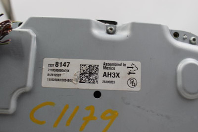 Speedometer 71K Miles MPH Fits 2015-2016 CADILLAC SRX OEM #26615 23378147 high resolution2