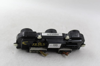 Temperature Control Single Zone Climatic Fits 13-15 VOLKSWAGEN PASSAT OEM #27454 561907426JZJU high resolution2