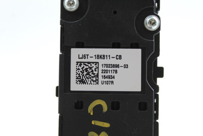 Audio Equipment Radio Control Panel 8.0" Screen Fits 20-22 ESCAPE 33466 LJ6T18K811CB high resolution2