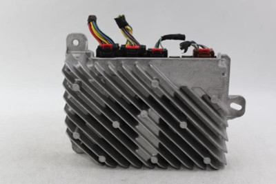 Audio Equipment Radio Amplifier Bose Audio System 2018 CADILLAC ATS OEM #25771 84315076 high resolution2