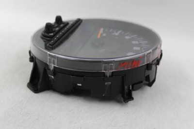 Speedometer MPH Silver Fits 2011-2016 MINI COOPER COUNTRYMAN OEM #25689 9232433-03 high resolution2