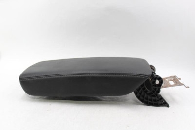 2022 HONDA CIVIC Console Front Black Armrest OEM #25590 high resolution2