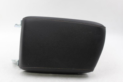 2021-2023 VOLKSWAGEN TAOS CENTER CONSOLE ARMREST ARM REST LID COVER OEM #25592 high resolution2