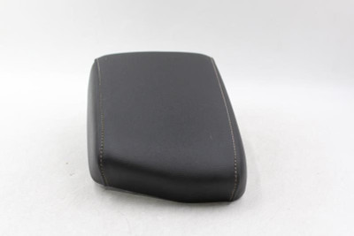 2021-2023 VOLKSWAGEN TAOS CENTER CONSOLE ARMREST ARM REST LID COVER OEM #25592 high resolution2