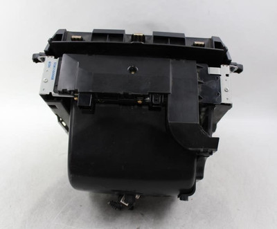 Audio Equipment Radio Control Panel With Screen 2017-2020 SUBURBAN 1500 #29996 84199194 high resolution2