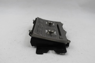 Audio Equipment Radio Control Panel Audio And Climate 09-11 JAGUAR XF OEM #21877 8X23-18C858-BE high resolution2 Audio Equipment Radio Control Panel Audio And Climate 09-11 JAGUAR XF OEM #21877 8X23-18C858-BE high resolution2