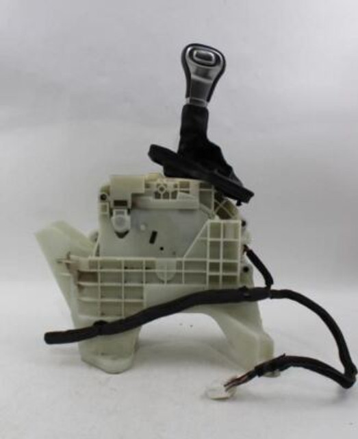 2017-2019 KIA NIRO Transmission Gear Shift Shifter OEM 17919 46701-D4440